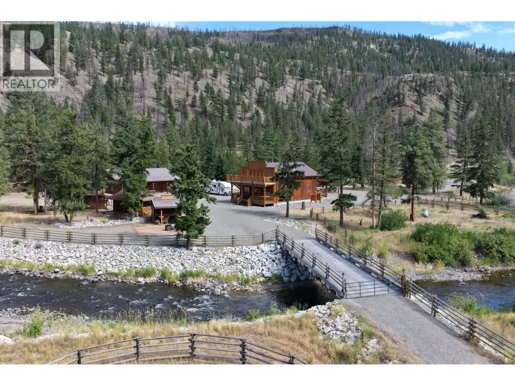 801 Loon Lake Road, Clinton